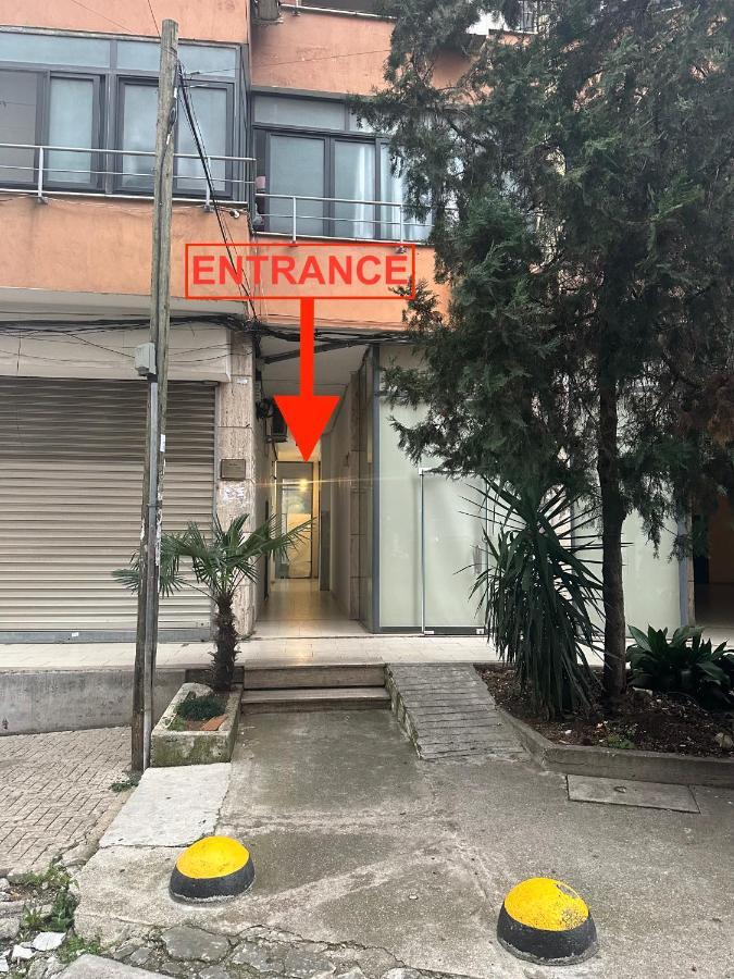 Amos City Center Apartment טיראנה מראה חיצוני תמונה