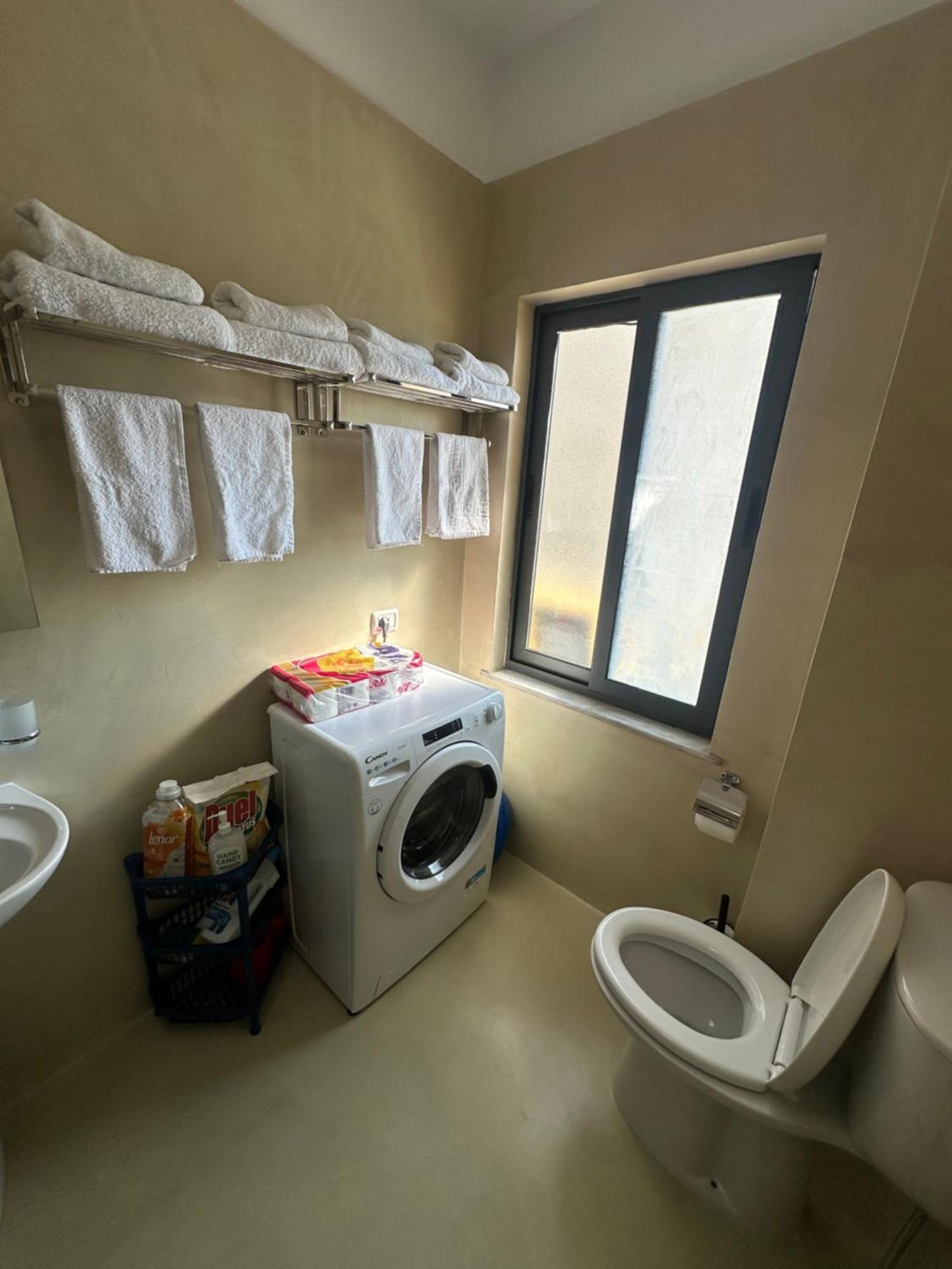 Amos City Center Apartment טיראנה מראה חיצוני תמונה